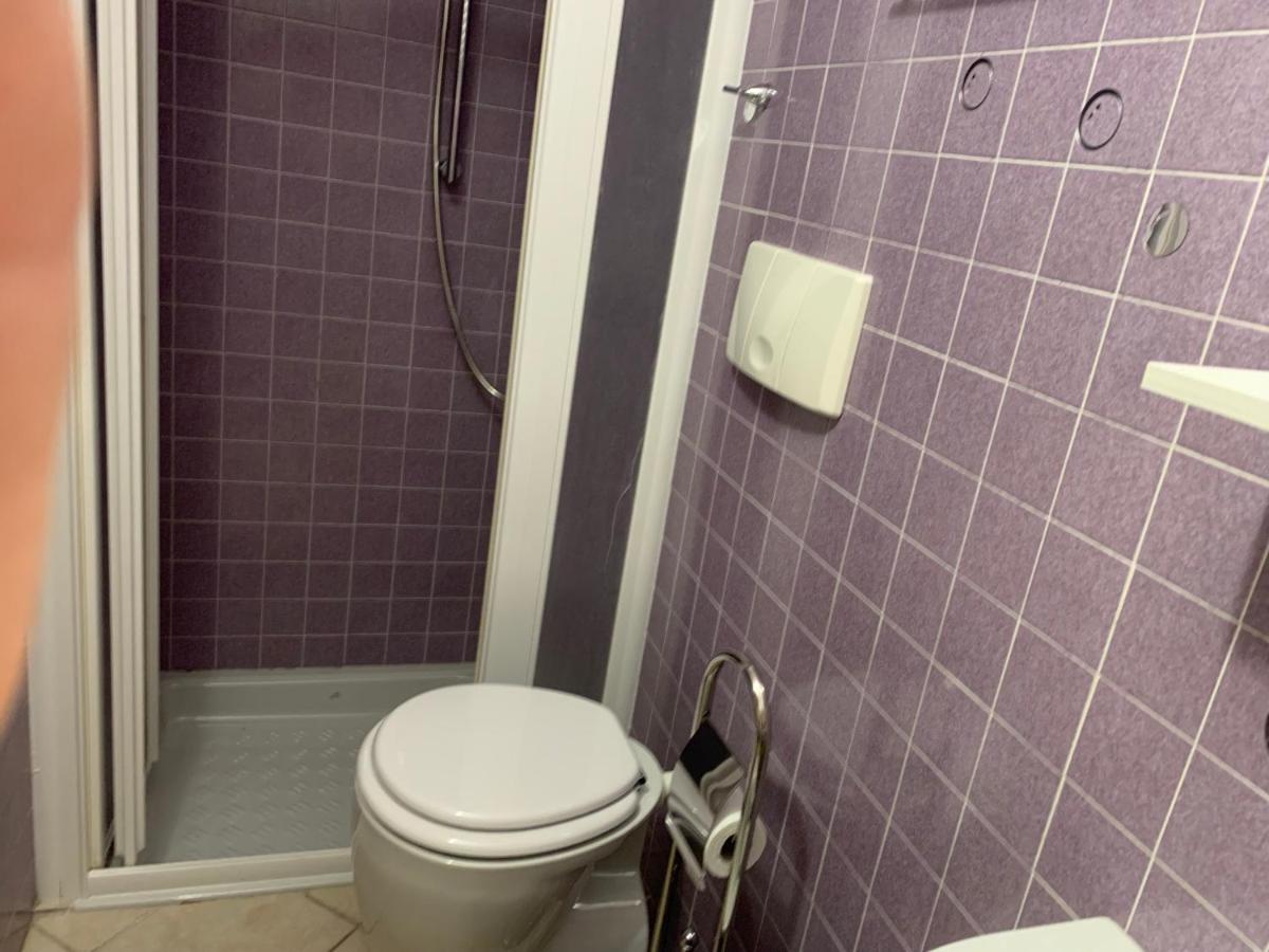 Casa Tangerina Appartement Pesaro Buitenkant foto