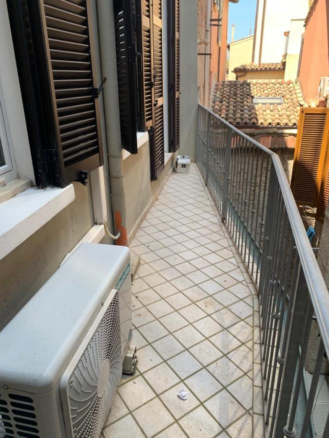 Casa Tangerina Appartement Pesaro Buitenkant foto
