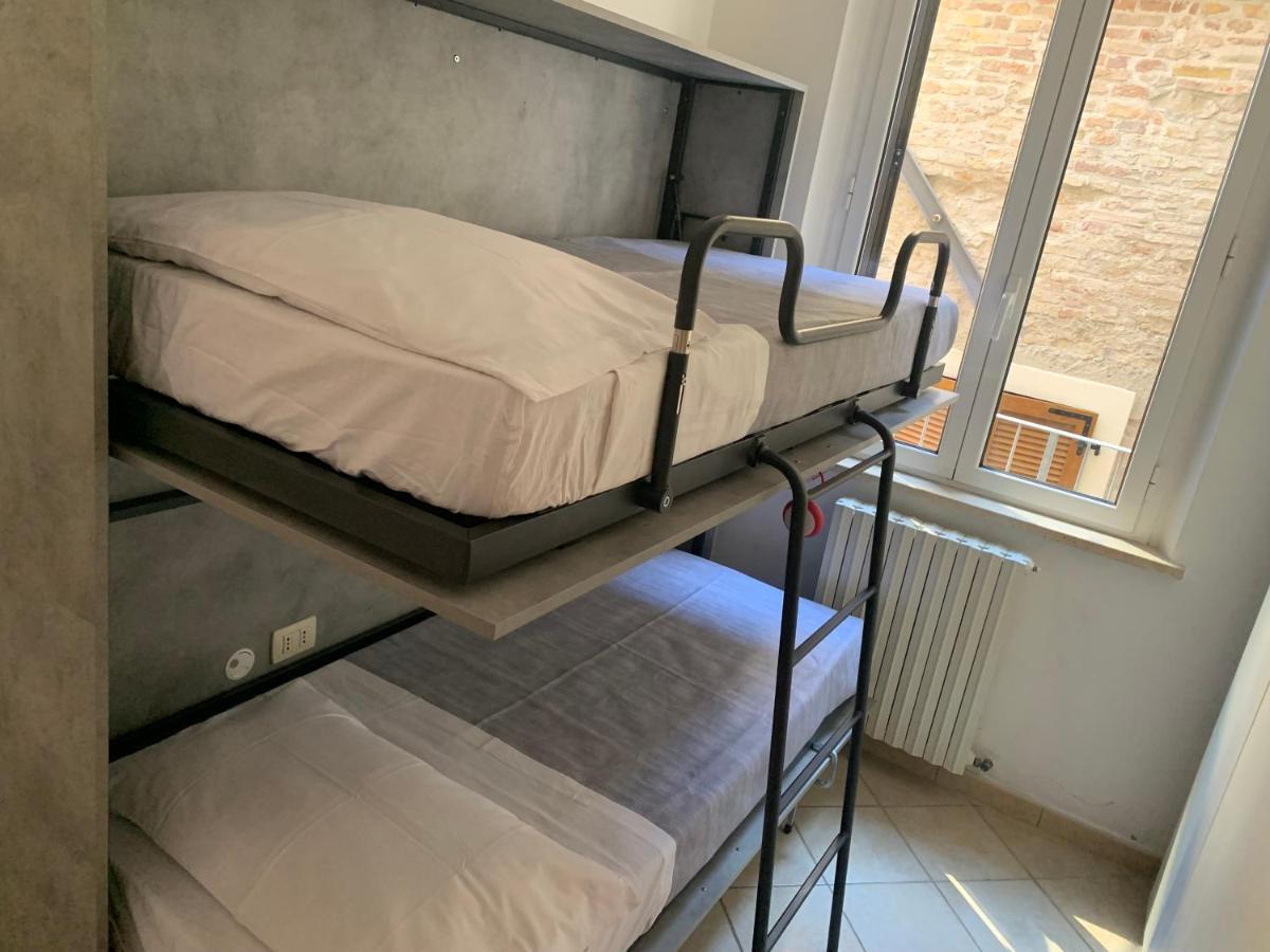 Casa Tangerina Appartement Pesaro Buitenkant foto